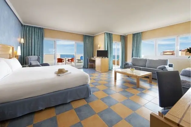 Junior Süit, Deniz Manzaralı (3 adults)