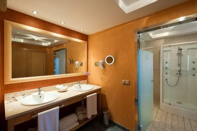 Junior Süit, Deniz Manzaralı (3 adults)