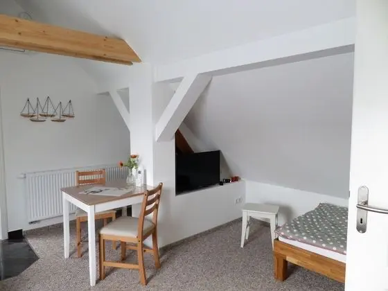 Apart Daire, Özel Banyo, Bahçe Manzaralı (Ferienwohnung 3)