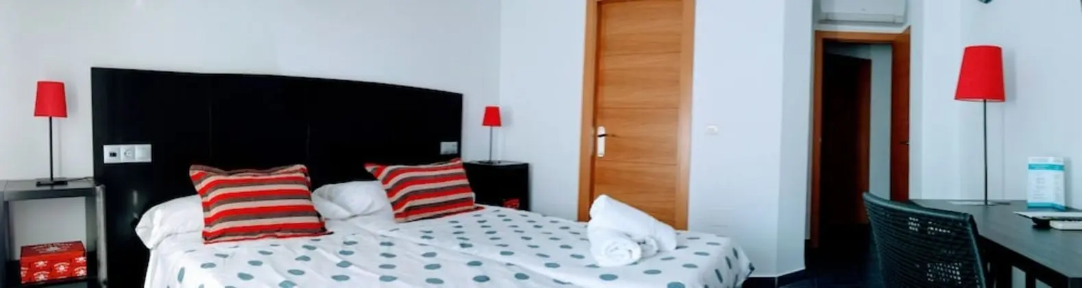 Tek Büyük Yataklı Oda