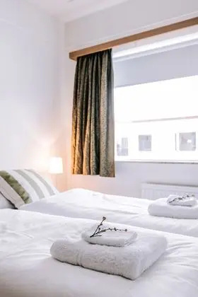 Comfort Tek Büyük Yataklı Oda, Ortak Banyo