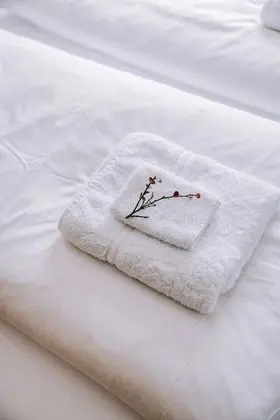 Comfort Tek Büyük Yataklı Oda, Ortak Banyo