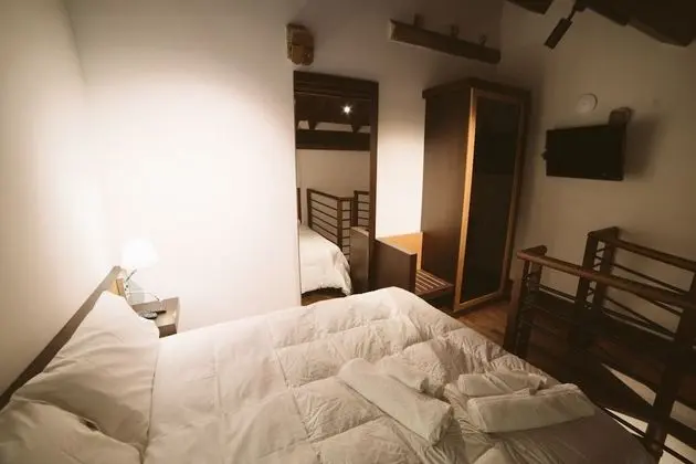 Deluxe Üç Kişilik Oda (Mezzanine)