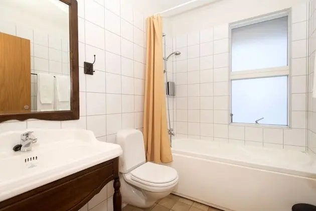 Triple Room with Hot Tub Access