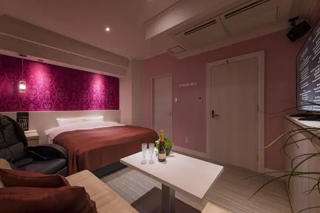 Deluxe Oda, Sigara İçilebilir