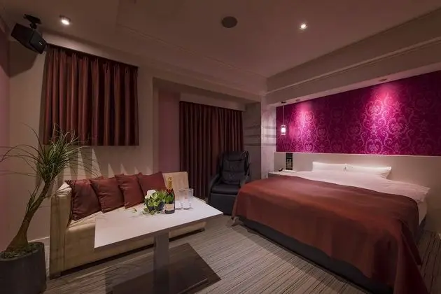 Deluxe Oda, Sigara İçilebilir