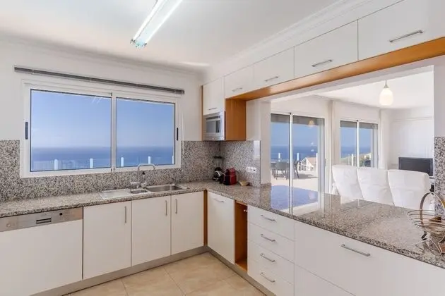 Luxury Villa, 3 Yatak Odası, Kişiye Özel Havuzlu, Deniz Manzaralı
