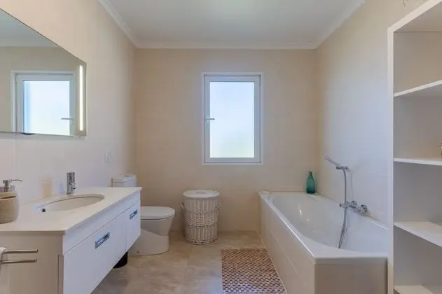 Luxury Villa, 3 Yatak Odası, Kişiye Özel Havuzlu, Deniz Manzaralı
