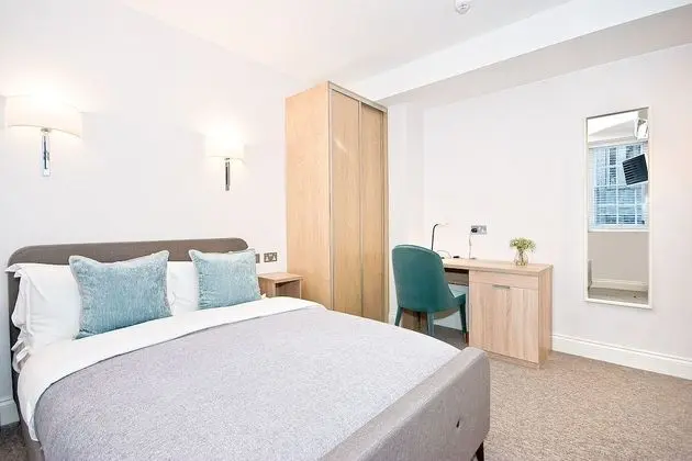 Design Tek Büyük Yataklı Oda