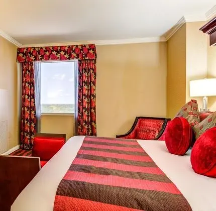 Monarch Suite