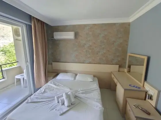 Standard Üç Kişilik Oda