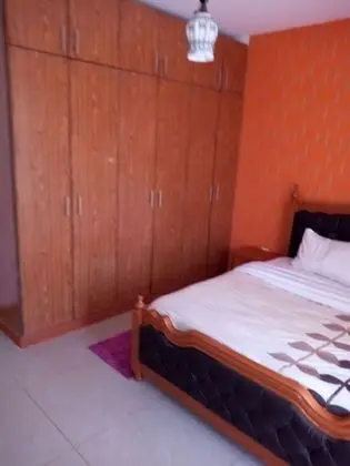 Apart Daire, 6 Yatak Odası