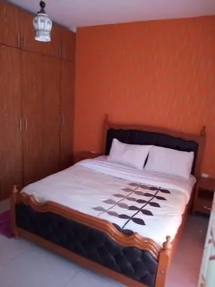 Apart Daire, 6 Yatak Odası