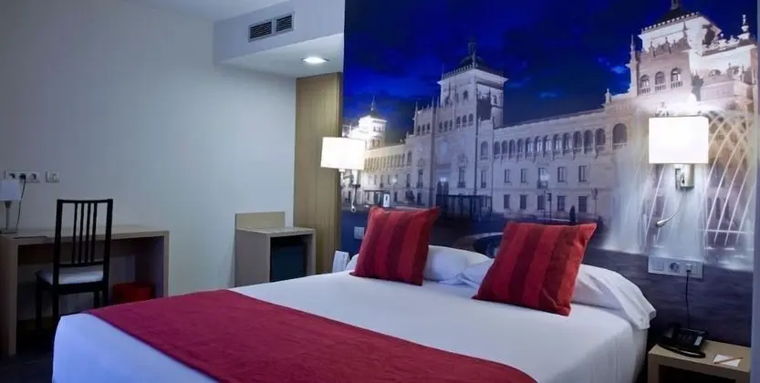 Standard Tek Büyük Yataklı Oda, 1 Çift Kişilik veya 2 Tek Kişilik Yatak