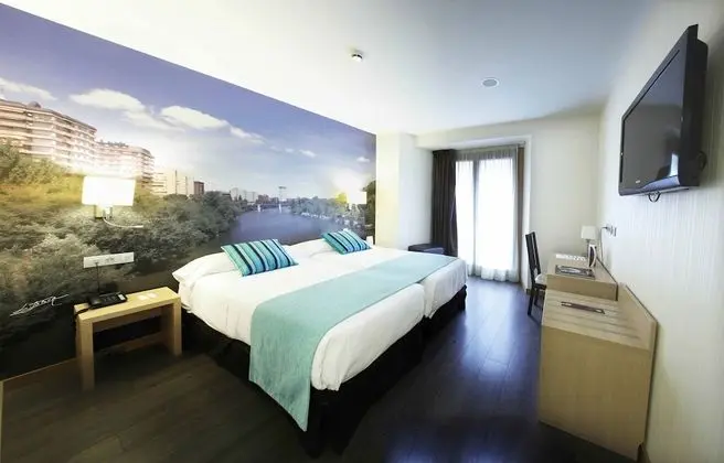 Standard Tek Büyük Yataklı Oda, Şehir Manzaralı