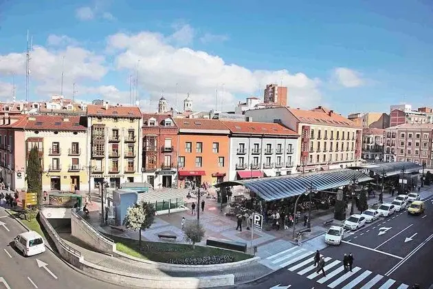 Standard Tek Büyük Yataklı Oda, Şehir Manzaralı