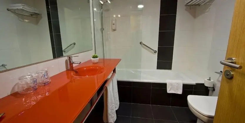 Standard Tek Büyük Yataklı Oda, Şehir Manzaralı