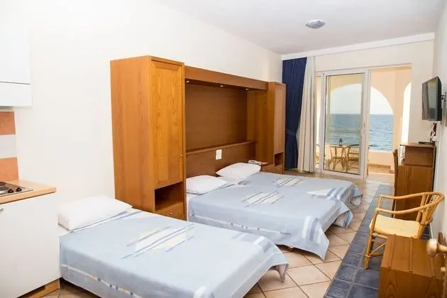 Standard Stüdyo, Deniz Manzaralı, Denize Bakan (for 3)