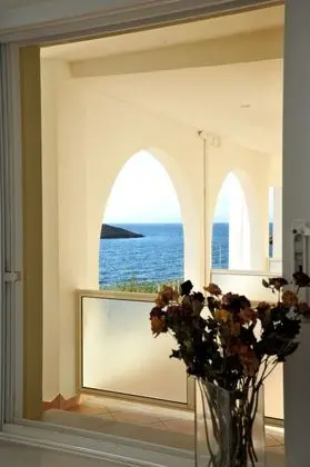 Stüdyo, Kısmi Deniz Manzaralı