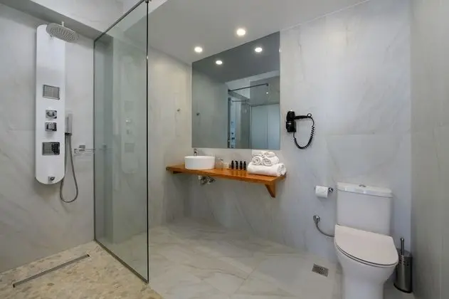 Essential Suite with Sea View