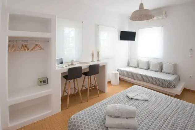 Stüdyo (3 Adults)