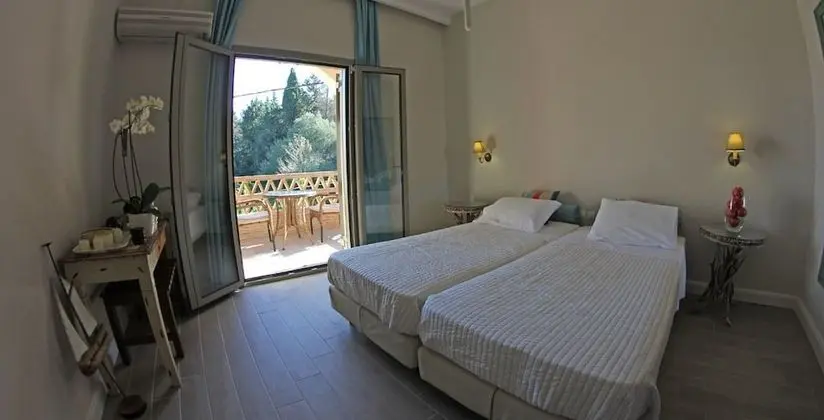 Stüdyo, Bahçe Manzaralı