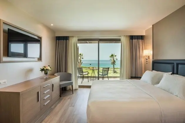 Superior Tek Büyük Yataklı Oda, Balkon, Deniz Manzaralı