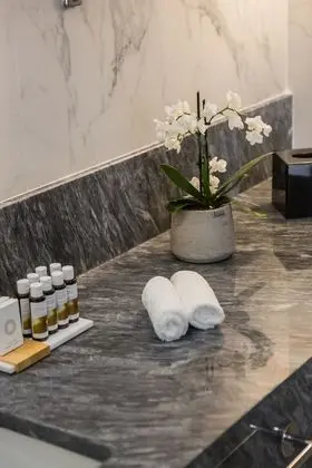 Tek Büyük Yataklı Oda, Balkon, Deniz Manzaralı