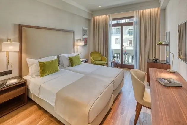 Premium Tek Büyük veya İki Ayrı Yataklı Oda, Kısmi Deniz Manzaralı