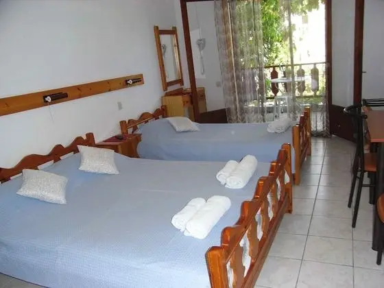Stüdyo (3 Adults)