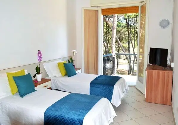 Tek Büyük veya İki Ayrı Yataklı Oda