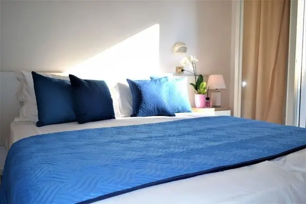 Tek Büyük veya İki Ayrı Yataklı Oda