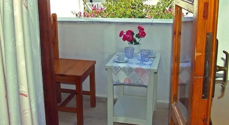 Basic Dört Kişilik Oda