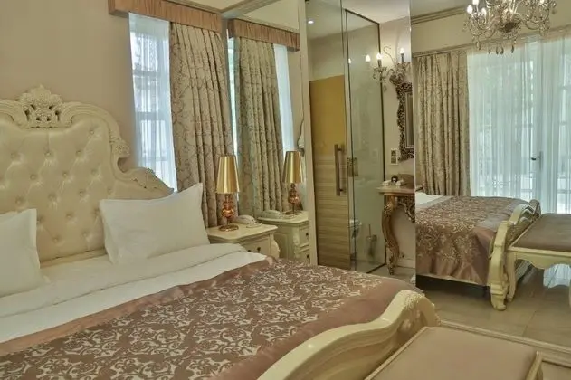 Deluxe Oda, Havuz veya Bahçe Manzaralı