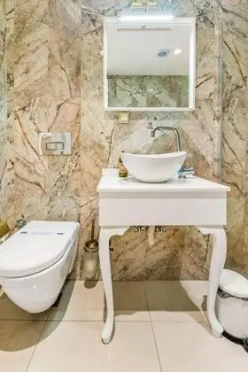 Standart Oda, Kara Manzaralı