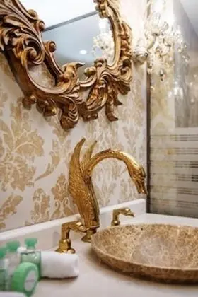 Bathroom sink