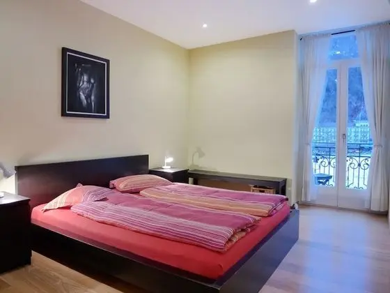 Ev