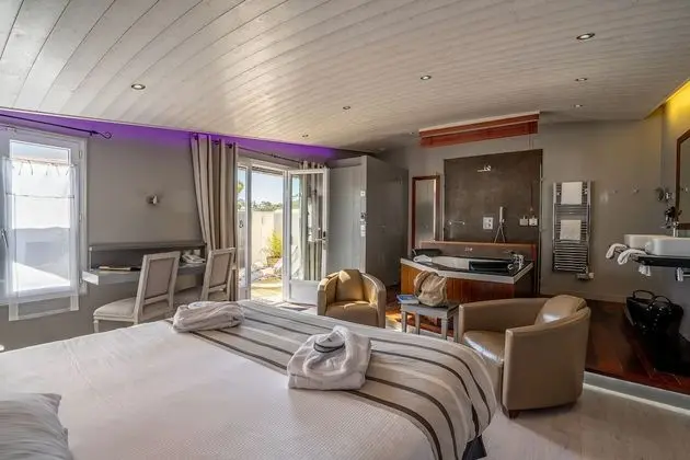 Luxury Süit, 1 Yatak Odası, Sıcak Su Havuzu