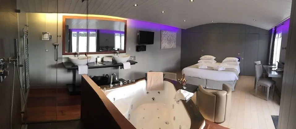 Luxury Süit, 1 Yatak Odası, Sıcak Su Havuzu