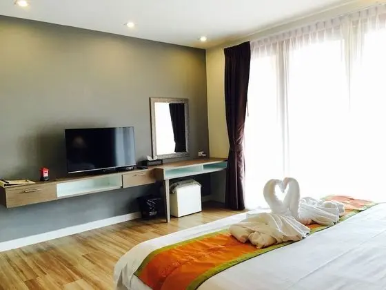 Elegancy Signature Suite