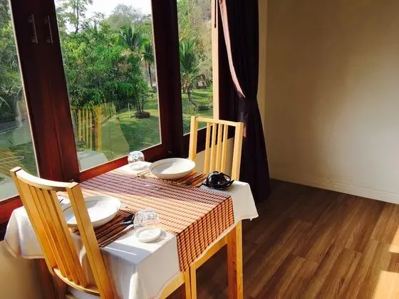 Elegancy Signature Suite