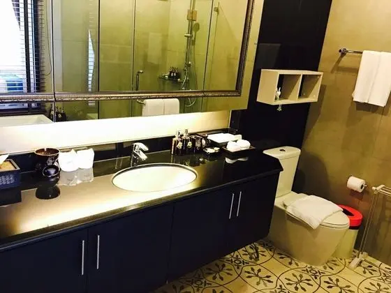 Elegancy Signature Suite