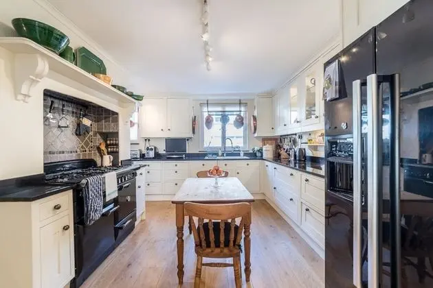 Apart Daire (3 Bedrooms)