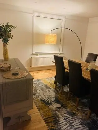 Ev (3 Bedrooms)