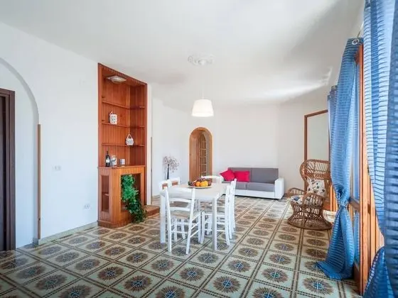Ev, 2 Yatak Odası, Balkon
