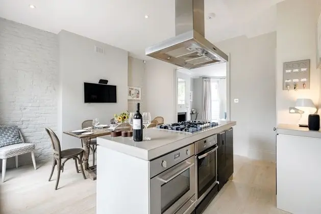 Ev (3 Bedrooms)