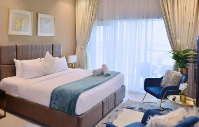 Executive Stüdyo, Balkon, Kanal Manzaralı