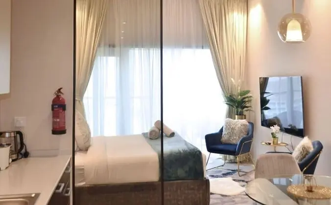 Executive Stüdyo, Balkon, Kanal Manzaralı
