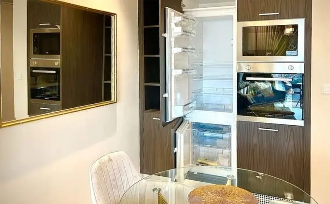 Executive Stüdyo, Balkon, Kanal Manzaralı