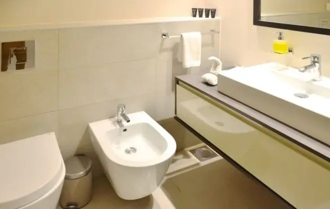 Executive Stüdyo, Balkon, Kanal Manzaralı